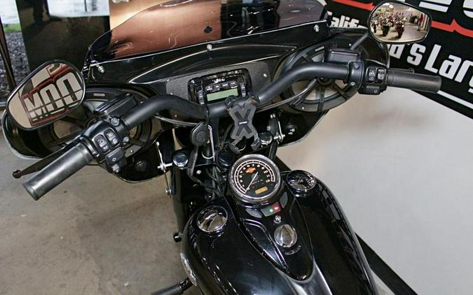 2016 Harley-Davidson® FLSS - Softail Slim® S