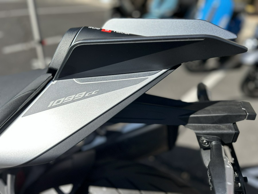 2026 Aprilia Tuono V4 1100