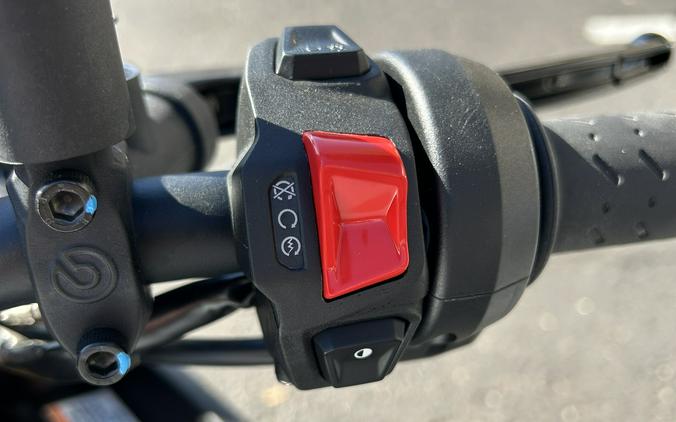 2026 Aprilia Tuono V4 1100