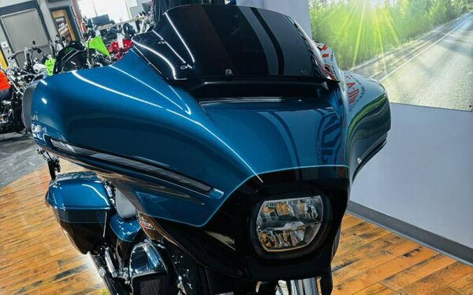 2026 Harley-Davidson® Street Glide® TEAL THUNDR/BLK W/ PINSTRIP