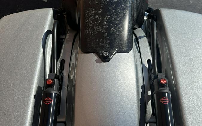 2025 Harley-Davidson FLTRXSTSE CVO Road Glide ST