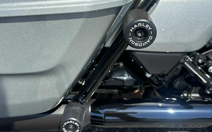 2025 Harley-Davidson FLTRXSTSE CVO Road Glide ST