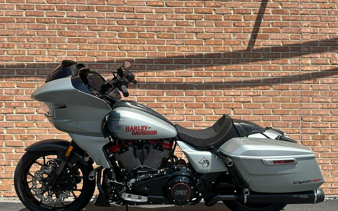 2025 Harley-Davidson FLTRXSTSE CVO Road Glide ST