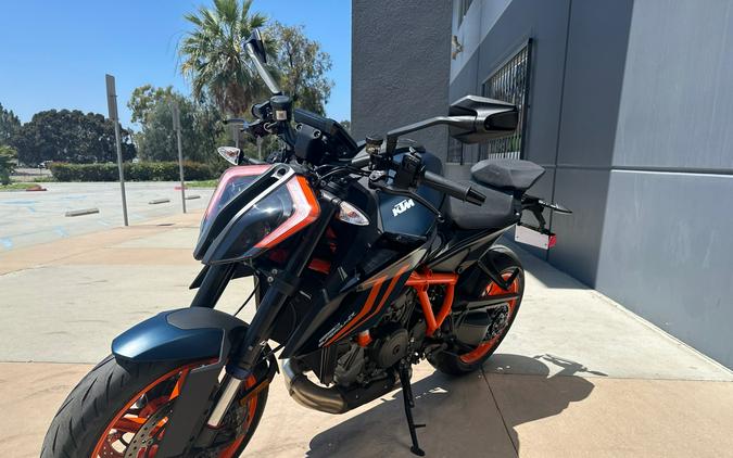 2023 KTM 1290 SUPER DUKE R EVO