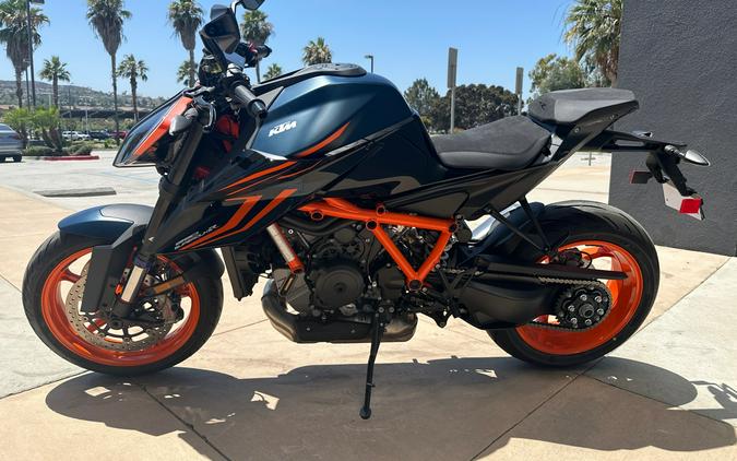 2023 KTM 1290 SUPER DUKE R EVO