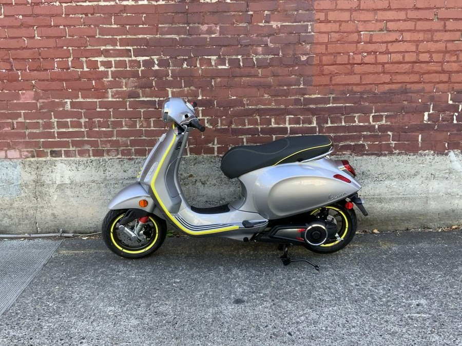 2023 Piaggio ELECTRICA 45MPH GIALLO-LAMPO