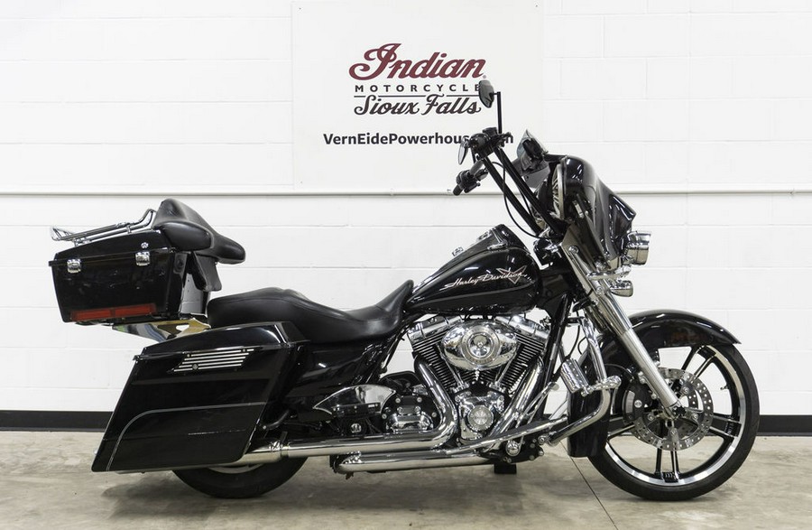 2010 Harley-Davidson® FLHR - Road King®