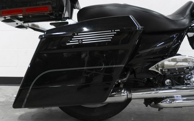 2010 Harley-Davidson® FLHR - Road King®