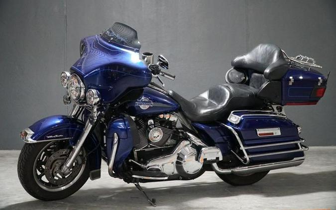 2006 Harley-Davidson® FLHTCUI - Ultra Classic® Electra Glide®