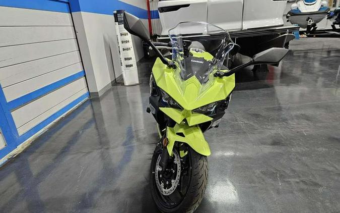 2026 Kawasaki Ninja® 500 SE ABS