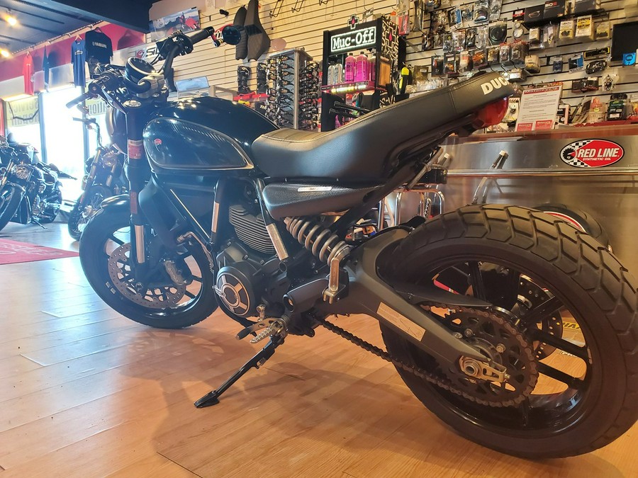 2016 Ducati Scrambler Icon Yellow 800