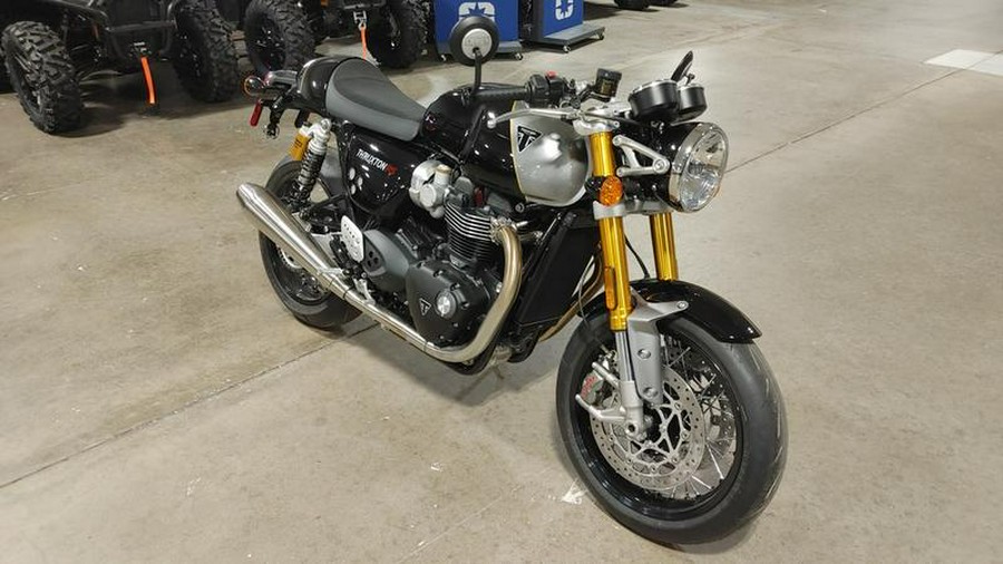 2024 Triumph Thruxton RS Jet Black / Silver Ice