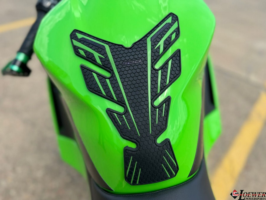 2025 Kawasaki Ninja® 500 KRT Edition