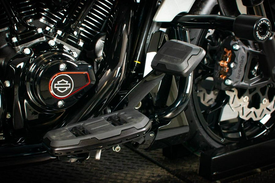 2025 Harley-Davidson CVO Road Glide ST FLTRXSTSE