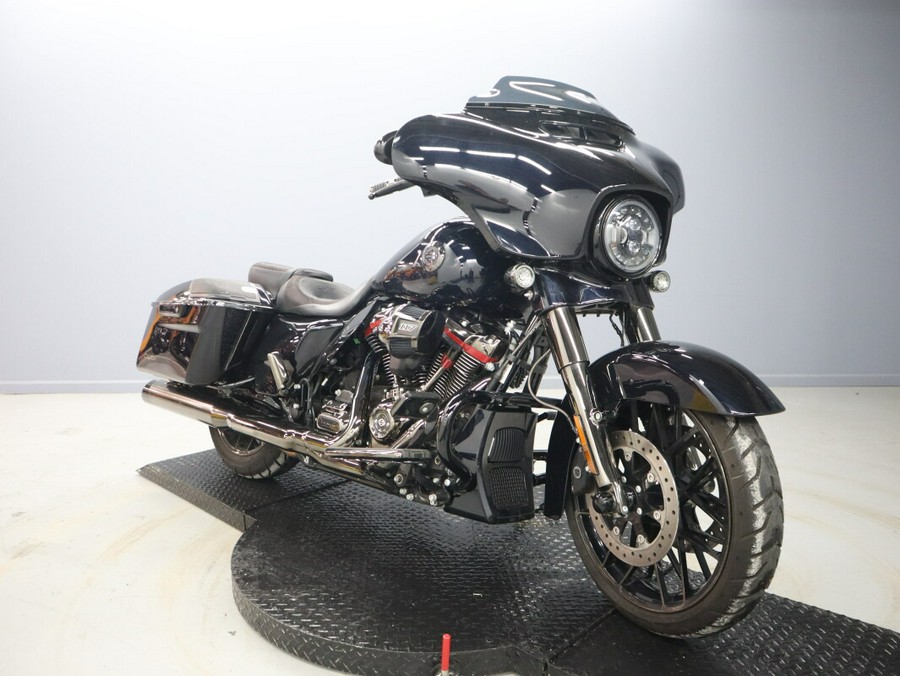2022 Harley-Davidson CVO Street Glide