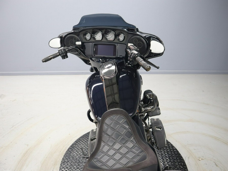 2022 Harley-Davidson CVO Street Glide