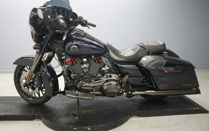 2022 Harley-Davidson CVO Street Glide