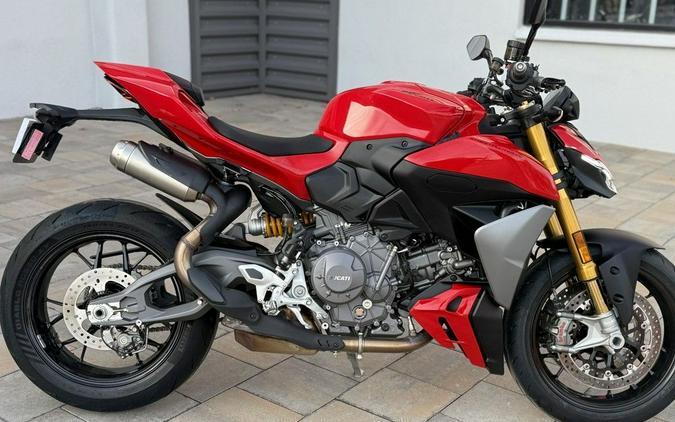 2026 Ducati Streetfighter V2 S