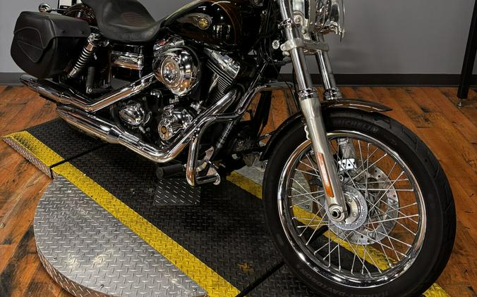 2013 Harley-Davidson® Super Glide® Custom BRONZE/ANN BLK W/ PINSTRIPE