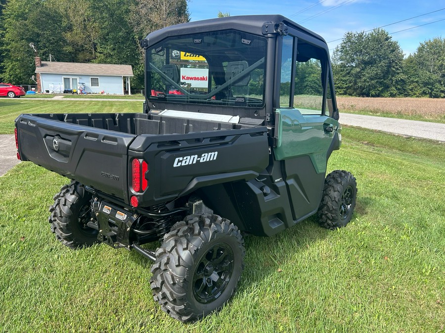 2026 Can-Am Defender DPS CAB HD10