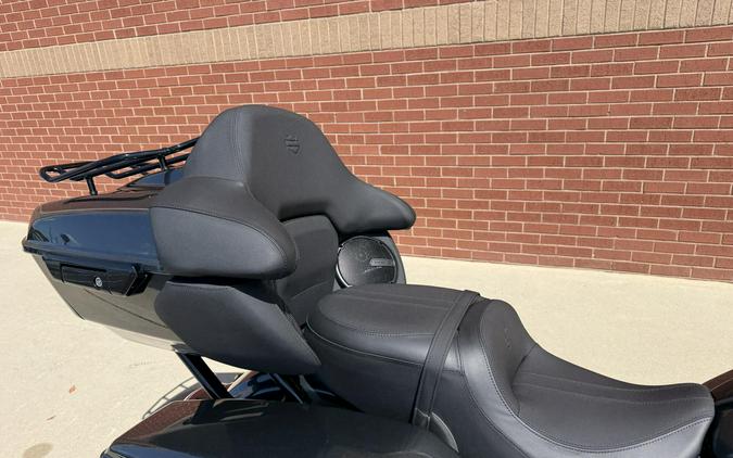 2026 Harley-Davidson® Road Glide Limited Iron Horse Metallic - Black Finish