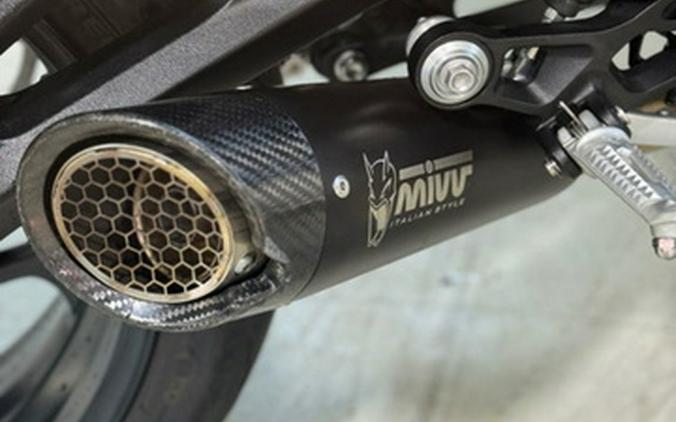 2025 Triumph Street Triple 765 RS Carnival Red