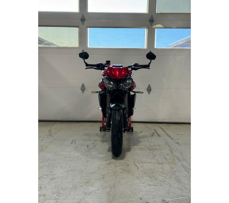 2025 Triumph Street Triple 765 RS Carnival Red