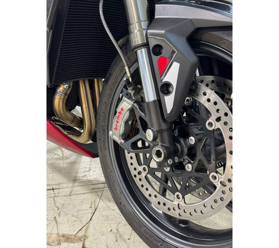2025 Triumph Street Triple 765 RS Carnival Red