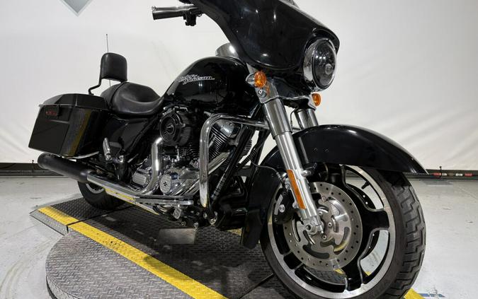 2013 Harley-Davidson® Street Glide® Vivid Black