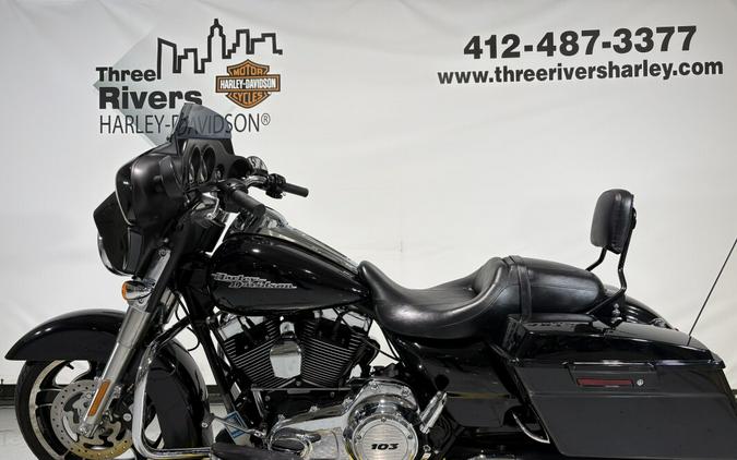 2013 Harley-Davidson® Street Glide® Vivid Black