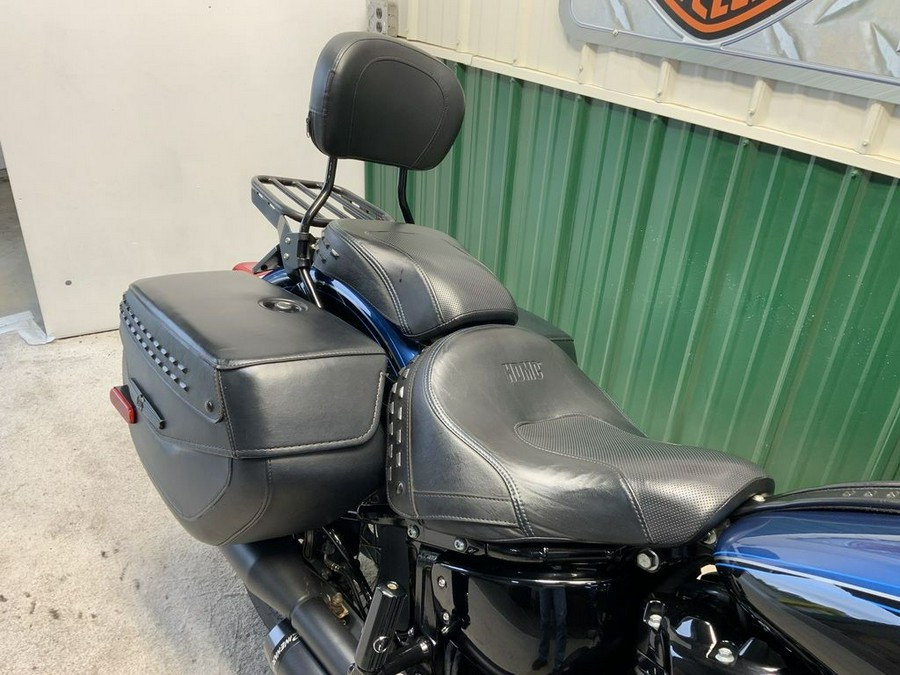 2018 Harley-Davidson® FLHCS - Softail® Heritage Classic 114 115th Anniversary