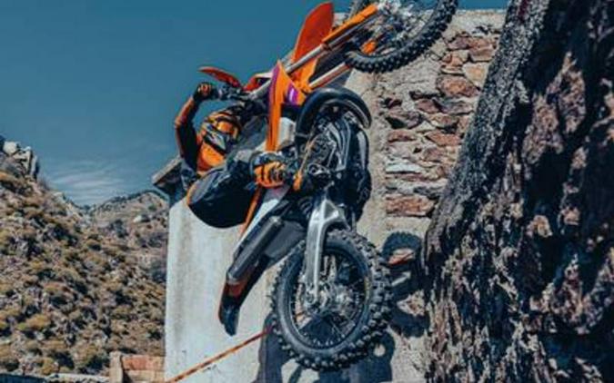 2024 KTM XC 250 W