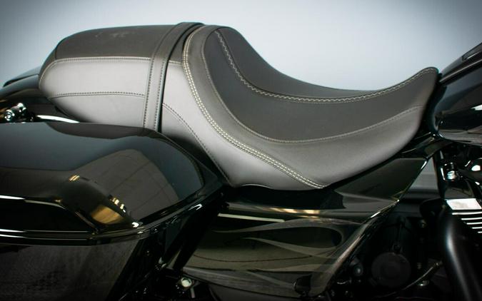 2025 Harley-Davidson Street Glide FLHX