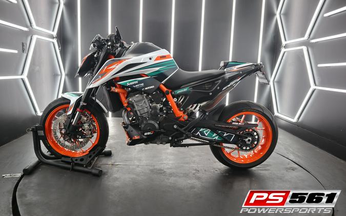 2020 KTM 890 Duke R