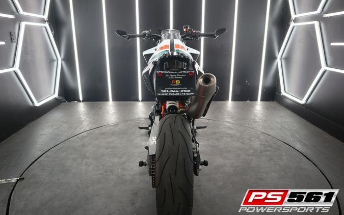 2020 KTM 890 Duke R
