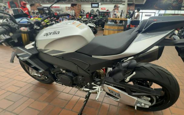 2027 APRILIA TUONO V4 1100