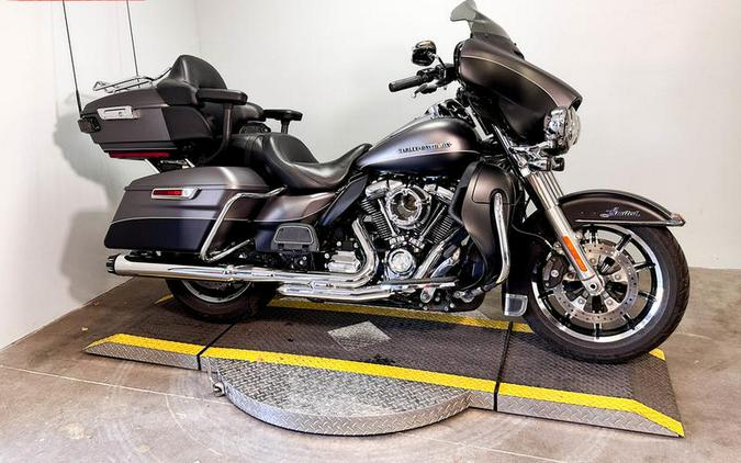 2017 Harley-Davidson® FLHTK - Ultra Limited