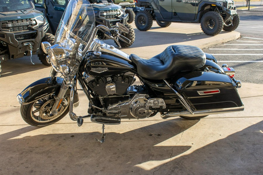 2015 HARLEY ROAD KING BASE