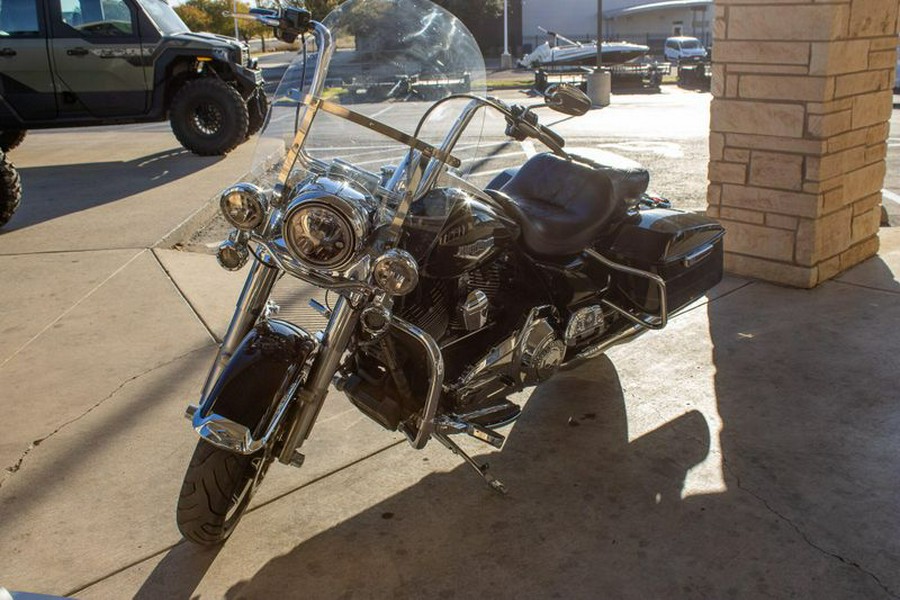Used 2015 HARLEY ROAD KING BASE