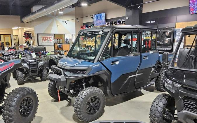 2026 Can-Am® Defender MAX XT CAB HD11 With 10.25 in.display
