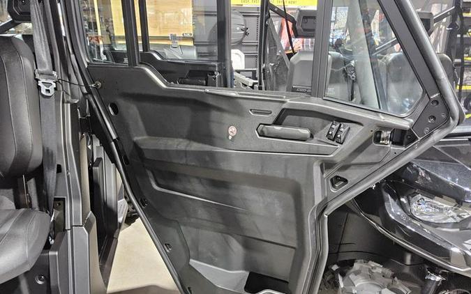 2026 Can-Am® Defender MAX XT CAB HD11 With 10.25 in.display