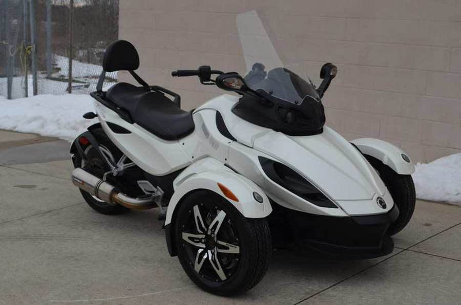 2010 Can-Am® Spyder Roadster RS-S