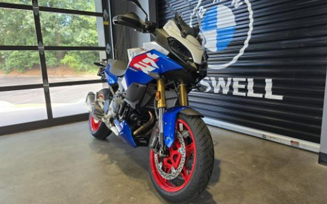 2026 BMW F 900 XR