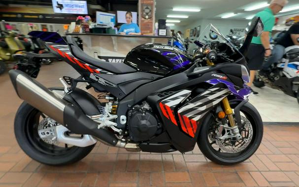 2027 APRILIA RSV4 1100 FACTORY