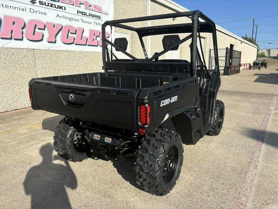 2025 Can-Am Defender HD7
