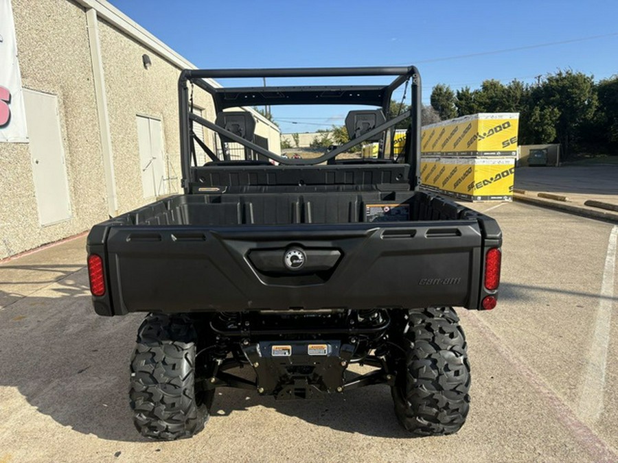 2025 Can-Am Defender HD7