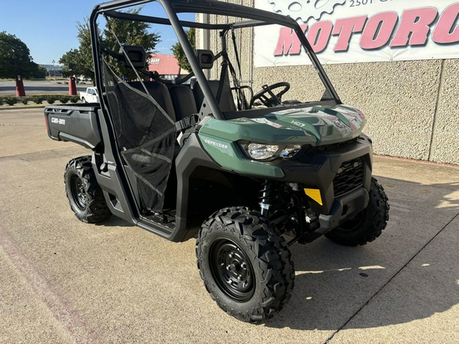 2025 Can-Am Defender HD7