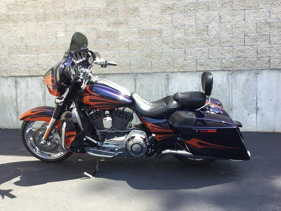 2015 Harley-Davidson® FLHXSE - CVO™ Street Glide®