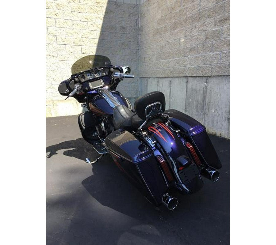 2015 Harley-Davidson® FLHXSE - CVO™ Street Glide®