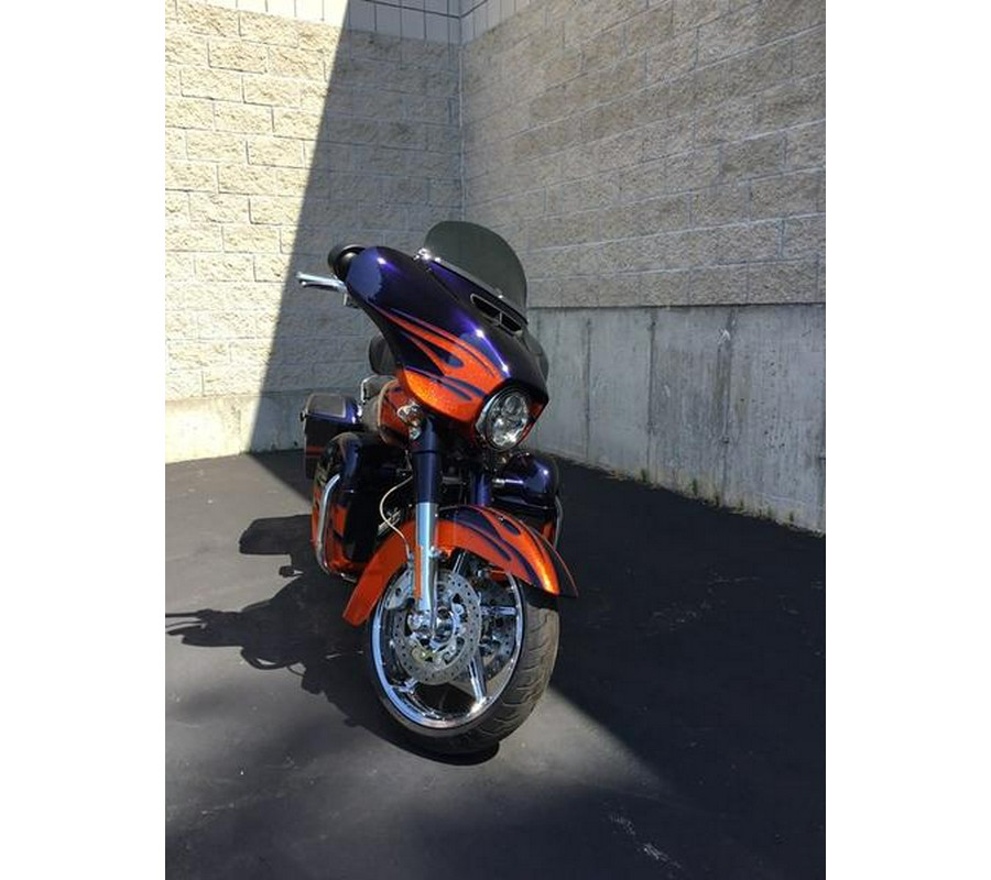 2015 Harley-Davidson® FLHXSE - CVO™ Street Glide®